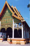 Buddhist temple1 Van Vieng, Laus.JPG (53323 bytes)