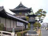 VIEW OF KYOTO TEMPLE FROM STREET.jpg (37292 bytes)